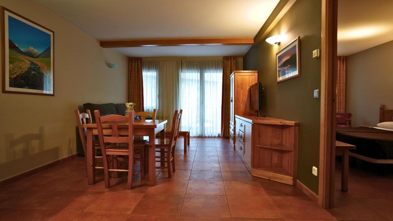 Apartaments Sant Moritz Аринсал Экстерьер фото