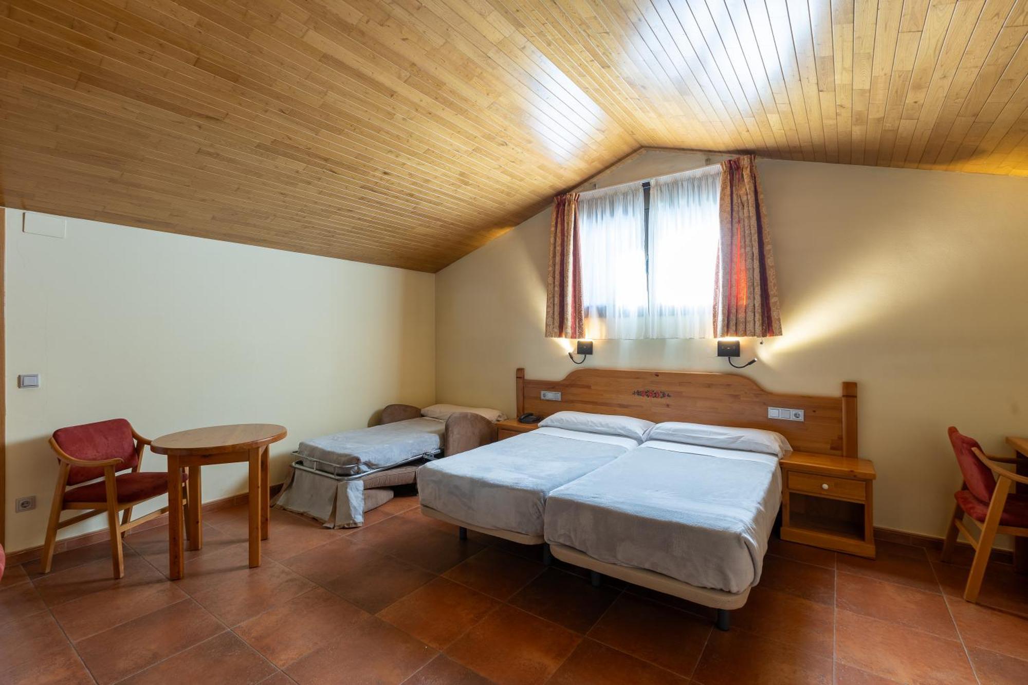 Apartaments Sant Moritz Аринсал Экстерьер фото