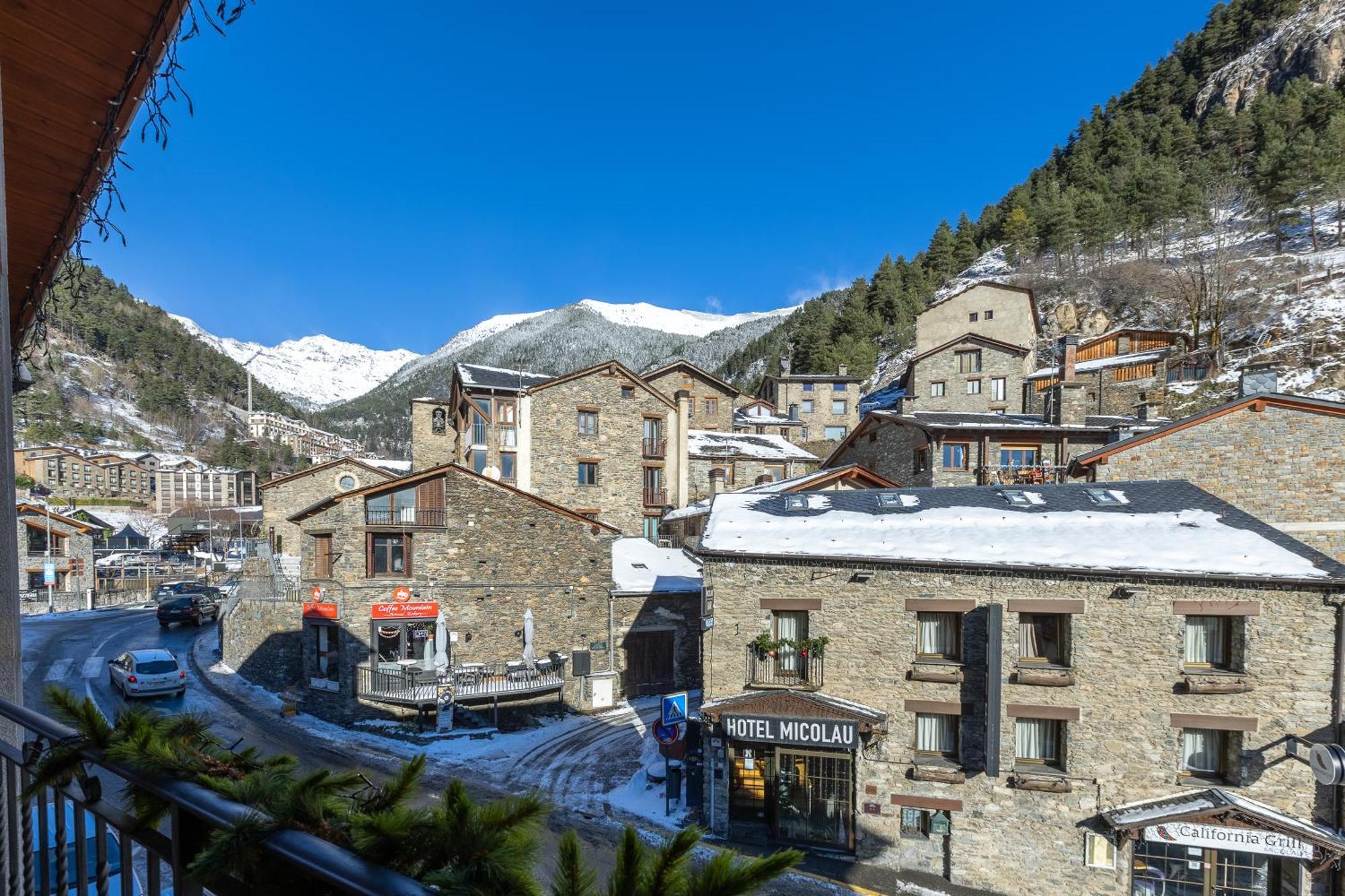 Apartaments Sant Moritz Аринсал Экстерьер фото