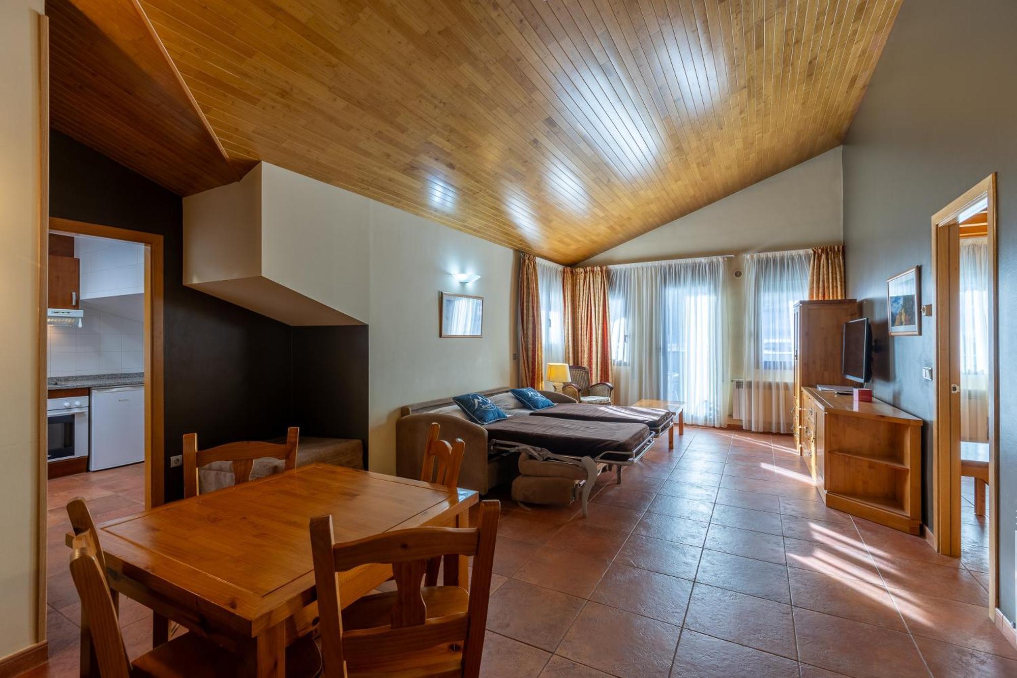 Apartaments Sant Moritz Аринсал Экстерьер фото